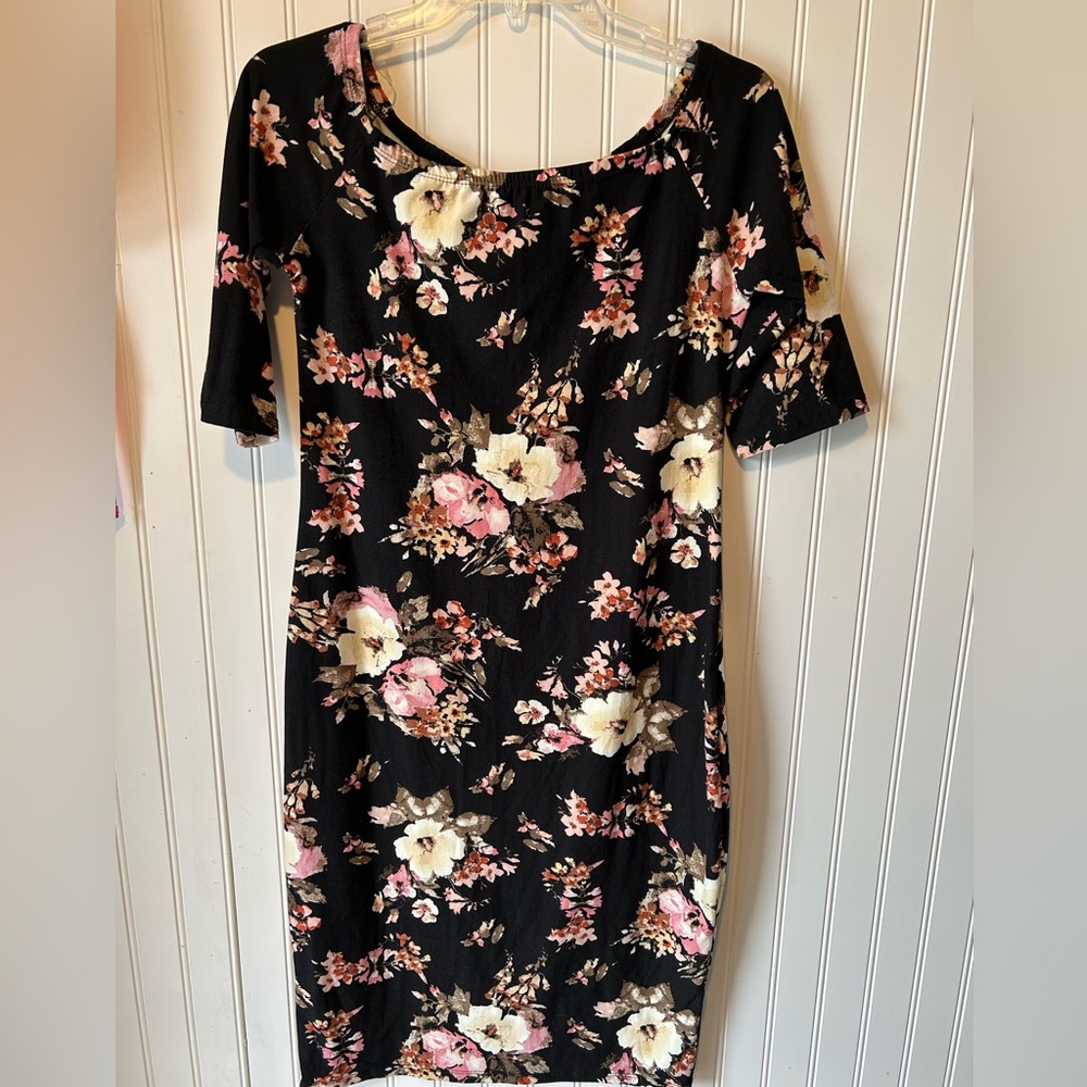 Mother Bee Maternity Stretchy Black and Floral Print Dress